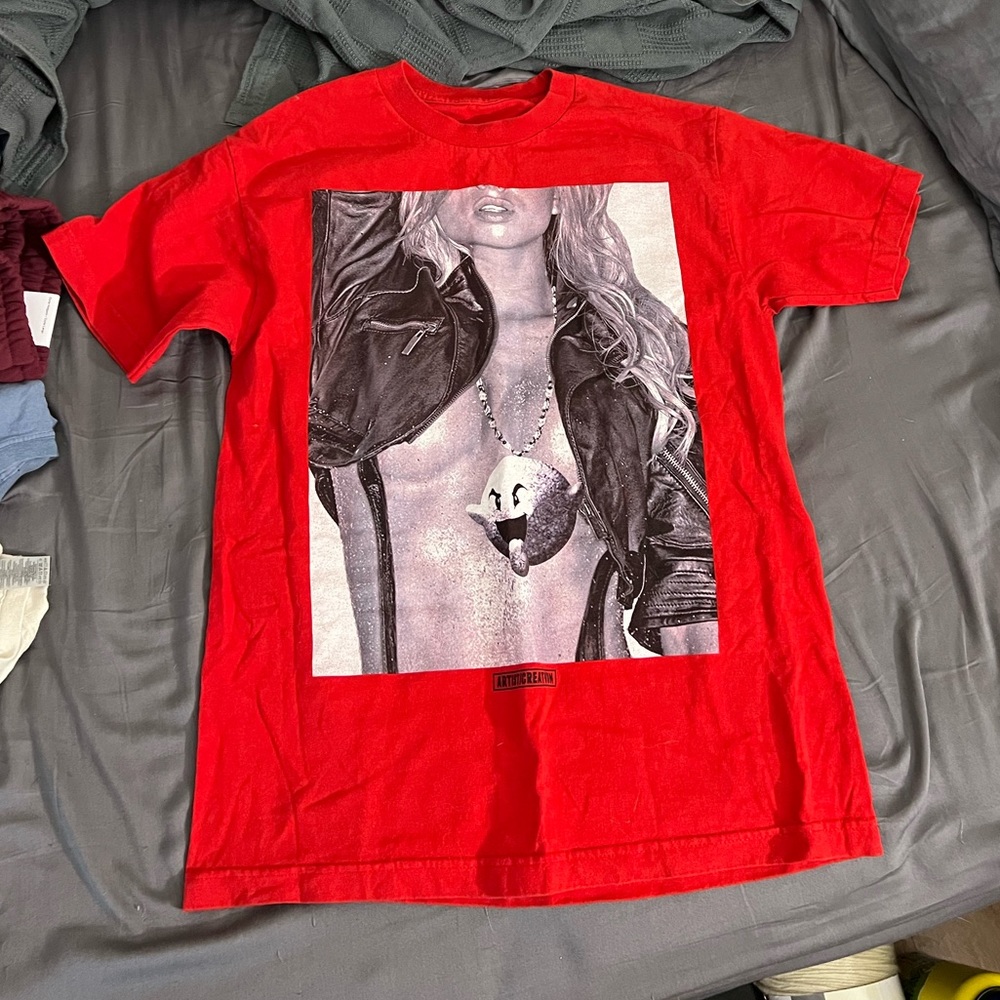 T shirt